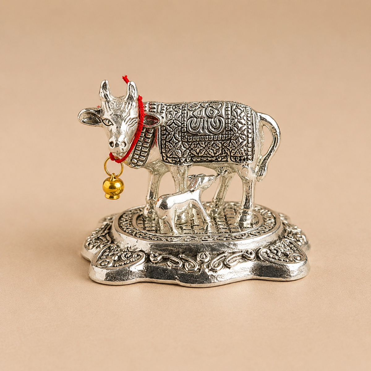 Kamdhenu Cow & Calf Idol (Velvet Box Packed) by Saptarishi