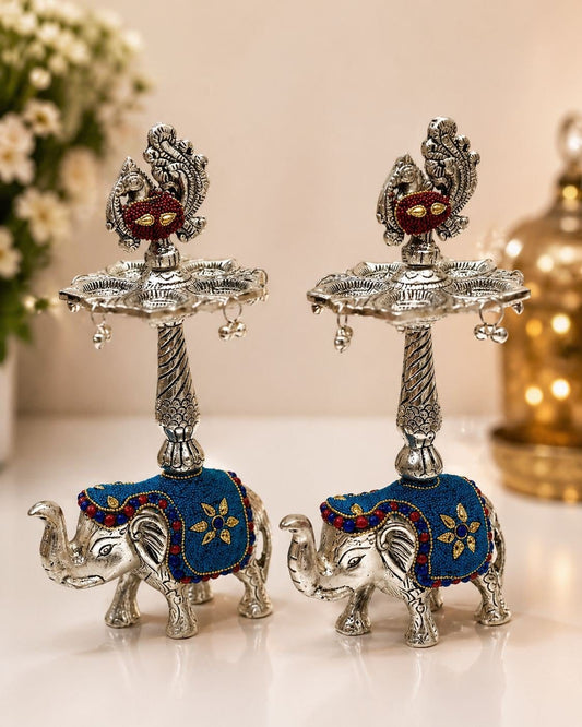 Elephant urli Big