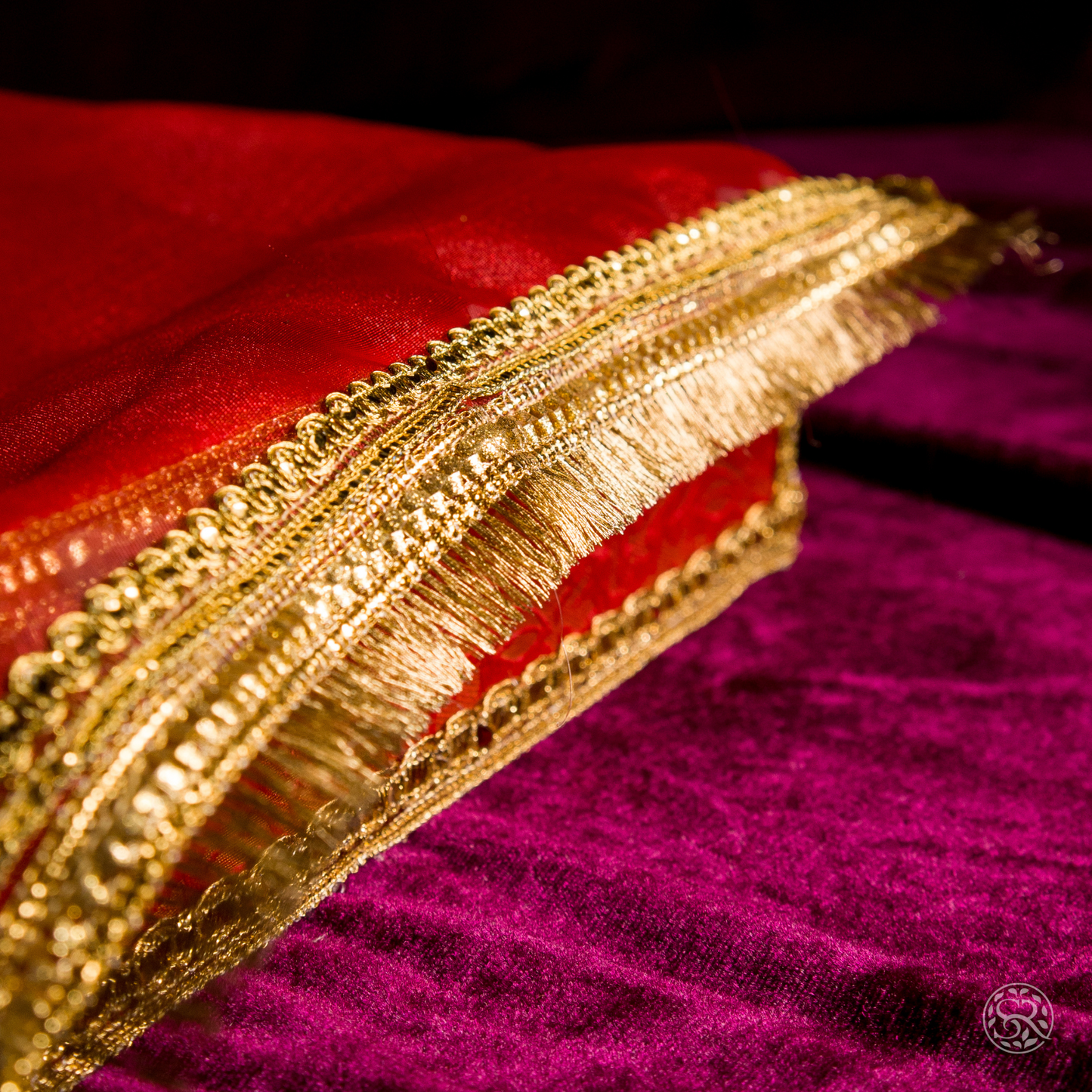Red Shagun Tray by Saptrishi (1pc)