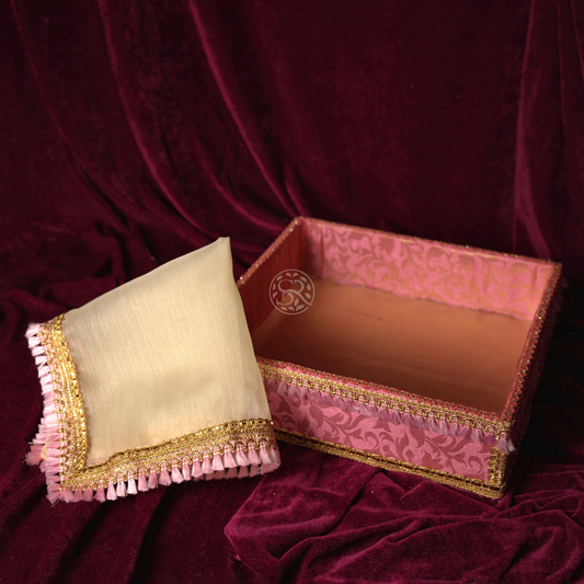 Baby Pink Shagun Tray by Saptrishi (1pc)