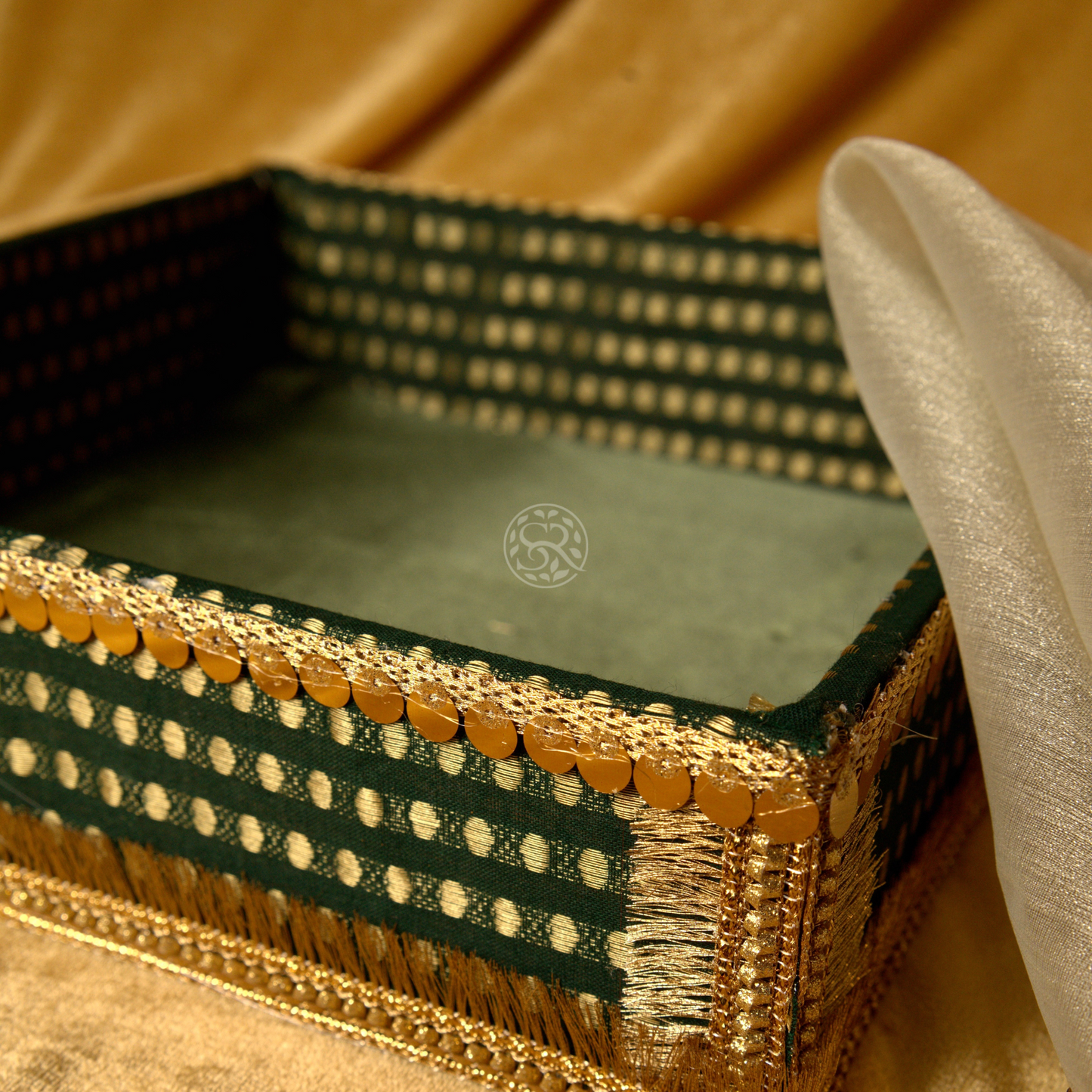 Green Shagun Tray by Saptrishi (1pc)