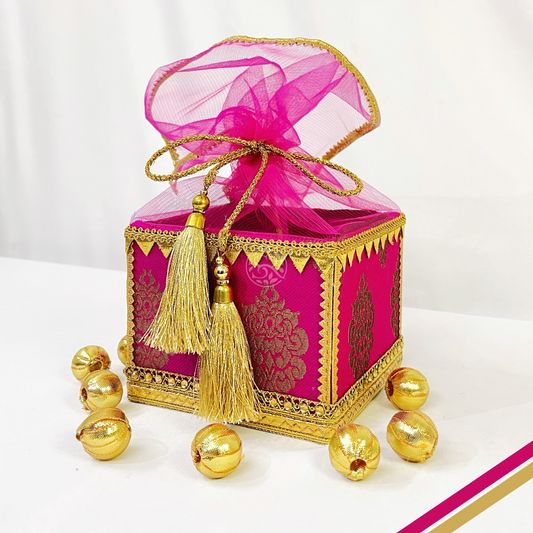 Rani Pink Mithai Box Potli By Saptrishi (1 Pc)